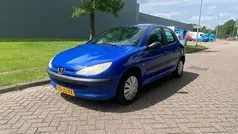 Blauw Gebruikt 2002 Peugeot 206 Hatchback | € 1.199 (Eerlijke prijs)