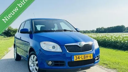 Blauw Gebruikt 2010 Skoda Fabia Comfort Hatchback | € 3.250 (Eerlijke prijs)