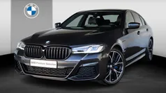Grijs Gebruikt 2021 BMW 545e Executive Sedan | € 45.395 (Eerlijke prijs)