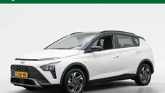 Atlas white twotone black Gebruikt 2023 Hyundai Bayon Comfort SUV | € 20.950 (Eerlijke prijs)