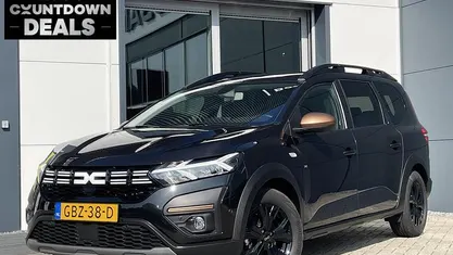 Zwart Gebruikt 2024 Dacia Jogger Extreme MPV | € 26.195 (Eerlijke prijs)