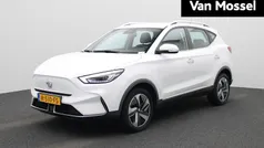 Wit Gebruikt 2022 MG ZS Comfort Sedan | € 19.495 (Eerlijke prijs)