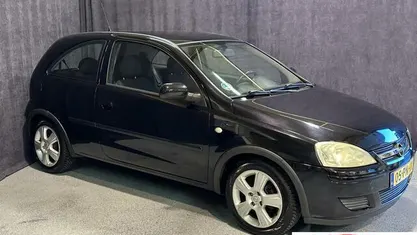 Occasion Opel Corsa 75 PK (55 kW) 2004 Zwart Hatchback