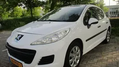 Wit Gebruikt 2011 Peugeot 207 Access Hatchback | € 2.950 (Eerlijke prijs)
