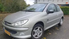 Gebruikt 2006 Peugeot 206 Hatchback | € 1.350 (Eerlijke prijs)