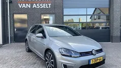 Grijs, metallic lak Gebruikt 2015 VW Golf VII GTE Hatchback | € 9.900 (Goede deal)