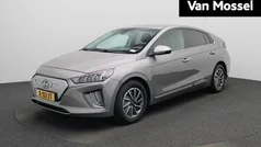 Grijs, metallic lak Gebruikt 2021 Hyundai Ioniq 6 Comfort Sedan | € 16.900 (Super prijs)