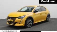 Geel Gebruikt 2021 Peugeot e-208 GT Hatchback | € 17.900 (Eerlijke prijs)
