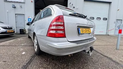 Grijs Gebruikt 2002 Mercedes C200 Elegance Stationwagen | € 3.000 (Eerlijke prijs)
