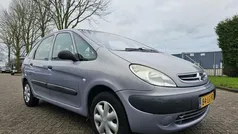 Grijs Gebruikt 2003 Citroën Xsara Picasso MPV | € 999 (Eerlijke prijs)