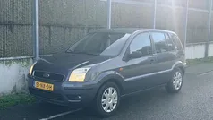 Gebruikt 2004 Ford Fusion Ghia MPV | € 1.850 (Eerlijke prijs)