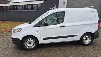 Occasion Ford Transit Ambiente 101 PK (74 kW) 2015 Overige Sedan