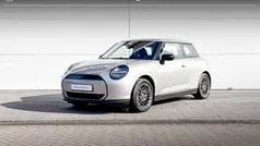 Grijs Nieuw 2025 Mini Cooper Essential Hatchback | € 27.500 (Eerlijke prijs)
