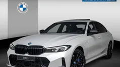 Gebruikt 2025 BMW 320e M Sport Sedan | € 47.900 (Eerlijke prijs)