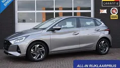 Grijs Gebruikt 2022 Hyundai i20 Comfort Hatchback | € 18.900 (Eerlijke prijs)