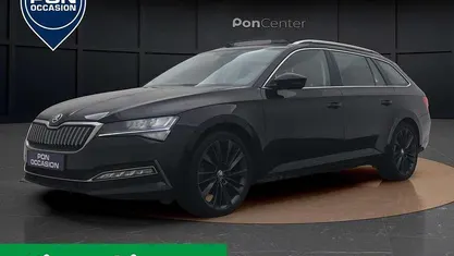 Zwart Gebruikt 2021 Skoda Superb Ambition Stationwagen | € 26.450 (Eerlijke prijs)