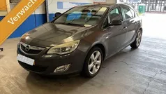 Gebruikt 2010 Opel Astra Edition Hatchback | € 2.995 (Eerlijke prijs)