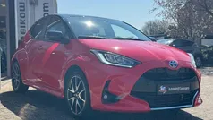 Rood Gebruikt 2021 Toyota Yaris Edition Hatchback | € 20.990 (Goede deal)