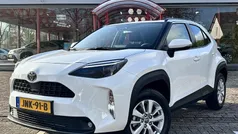Wit Gebruikt 2024 Toyota Yaris Business Edition SUV | € 28.390 (Eerlijke prijs)