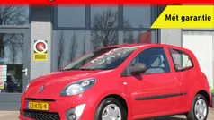Rood Gebruikt 2010 Renault Twingo Authentique Hatchback | € 3.750 (Eerlijke prijs)