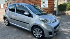 Grijs Gebruikt 2010 Peugeot 107 Hatchback | € 2.850 (Eerlijke prijs)