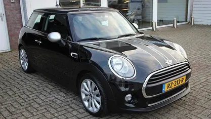 Occasion 2018 Mini Cooper Business Hatchback | € 14.950 (Goede deal)