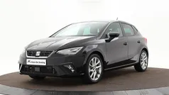 Zwart Gebruikt 2023 Seat Ibiza Sport Hatchback | € 23.940 (Eerlijke prijs)