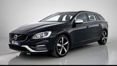 Zwart, metallic lak Gebruikt 2018 Volvo V60 R-Design Stationwagen | € 21.900 (Super prijs)