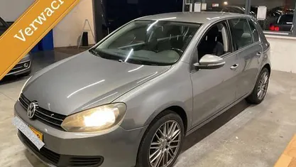 Grijs Gebruikt 2011 VW Golf VI Comfortline Hatchback | € 4.350 (Eerlijke prijs)