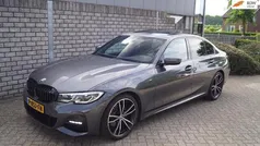 Grijs, metallic lak Gebruikt 2022 BMW 320 M Sport Sedan | € 38.450 (Eerlijke prijs)