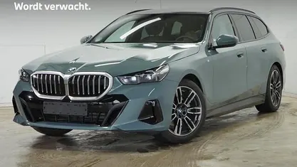 Gebruikt 2025 BMW 520 M Sport Stationwagen | € 61.895 (Goede deal)