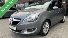 Grijs Gebruikt 2017 Opel Meriva MPV | € 13.950 (Eerlijke prijs)