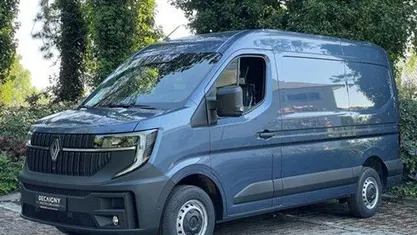 Gebruikt 2025 Renault Master Van | € 38.975 (Eerlijke prijs)