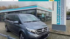 Grijs (metallic) Gebruikt 2019 Mercedes V250 Avantgarde MPV | € 33.950 (Super prijs)