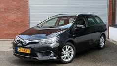 Zwart Gebruikt 2015 Toyota Auris Touring Sports Stationwagen | € 8.999 (Eerlijke prijs)