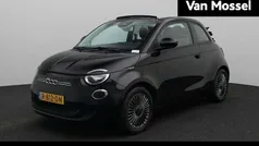 Zwart Gebruikt 2022 Fiat 500C Icon Cabriolet | € 19.900 (Eerlijke prijs)
