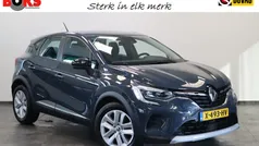 Gebruikt 2020 Renault Captur Zen SUV | € 21.940 (Eerlijke prijs)