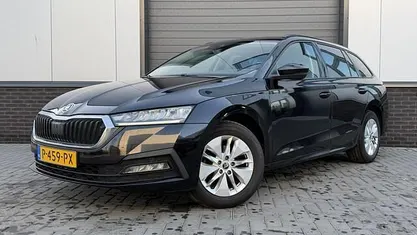 Occasion 2022 Skoda Octavia Business Line Stationwagen | € 14.950 (Eerlijke prijs)