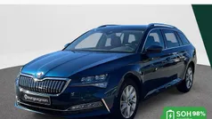 Blauw Gebruikt 2023 Skoda Superb Business Line Stationwagen | € 32.249 (Eerlijke prijs)
