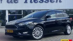 Zwart Gebruikt 2015 Ford Focus Titanium Stationwagen | € 8.945 (Eerlijke prijs)