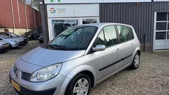 Gebruikt 2006 Renault Scénic II MPV | € 3.245 (Eerlijke prijs)