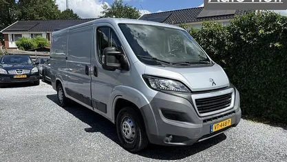 Grijs Gebruikt 2016 Peugeot Boxer Van | € 6.450 (Goede deal)