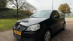 Zwart Gebruikt 2007 VW Polo Hatchback | € 2.199 (Eerlijke prijs)
