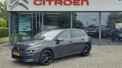 Grijs Gebruikt 2020 VW Golf VIII Style Hatchback | € 22.540 (Eerlijke prijs)