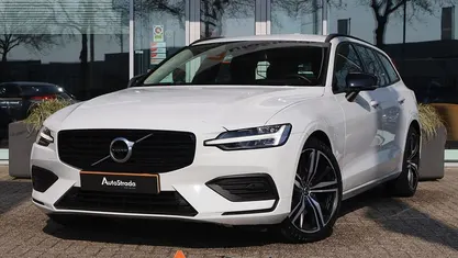 Occasion Volvo V60 Momentum 163 PK (119 kW) 2021 Stationwagen