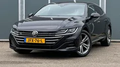 Zwart Gebruikt 2022 VW Arteon R-line Stationwagen | € 32.495 (Goede deal)