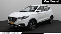 Wit Gebruikt 2020 MG ZS Luxury Sedan | € 14.900 (Eerlijke prijs)