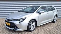 Grijs metallic Gebruikt 2022 Toyota Corolla Active Stationwagen | € 21.995 (Goede deal)