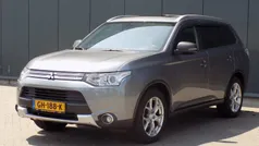 Gebruikt 2015 Mitsubishi Outlander Instyle SUV | € 9.700 (Super prijs)