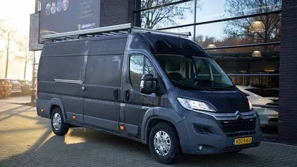 Zwart Gebruikt 2017 Citroën Jumper MPV | € 11.800 (Eerlijke prijs)